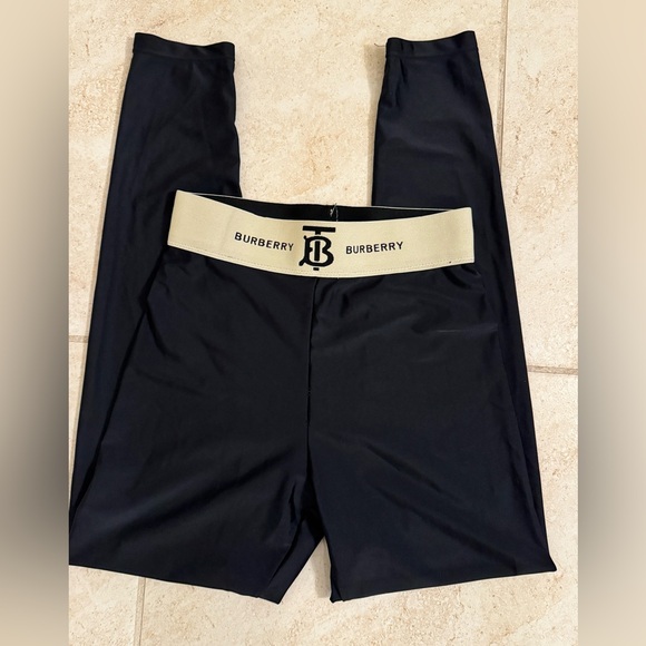 Women’s Burberry yoga pants - Picture 1 of 6